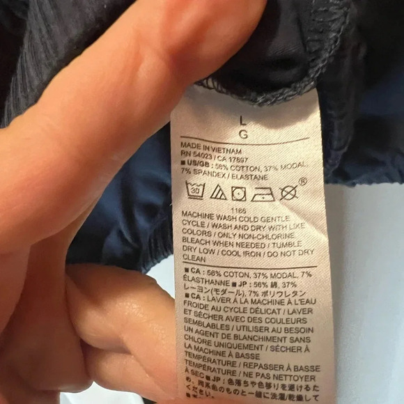 Tommy Hilfiger Nautical V Neck Sweater Size Large - Picture 3 of 9